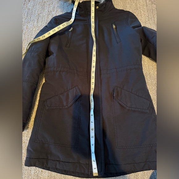 American Eagle Parka - Picture 12 of 14